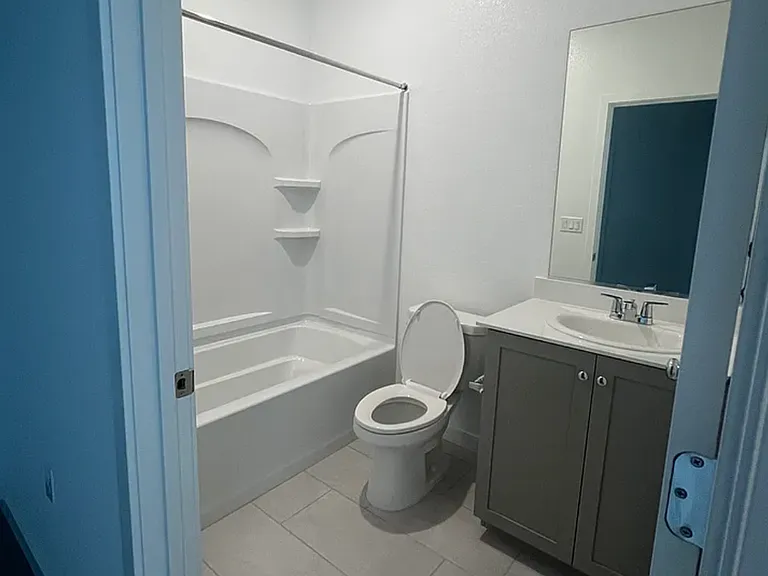 8392 Sinesky Way — Photo 4