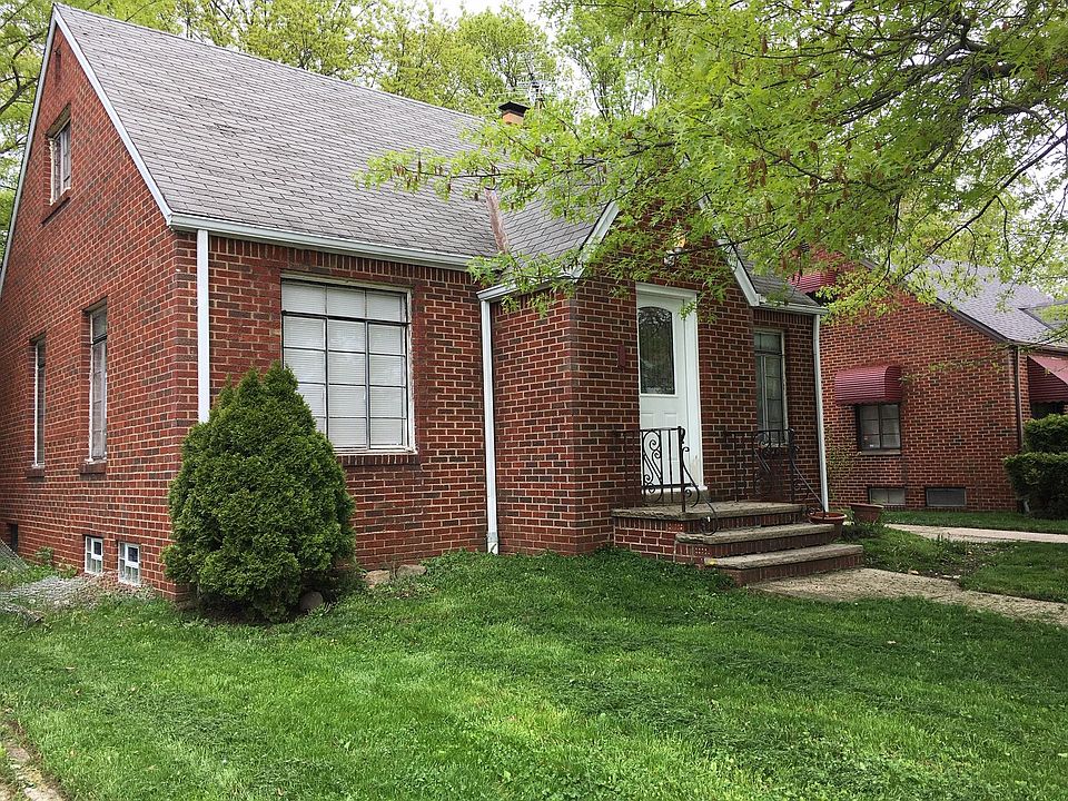 1st image of 19721 Pasnow Ave