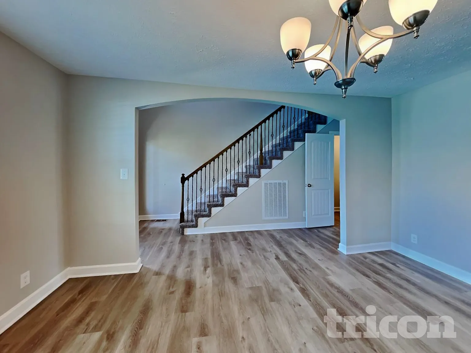 1287 Eagles View Drive Clarksville TN — Photo 4