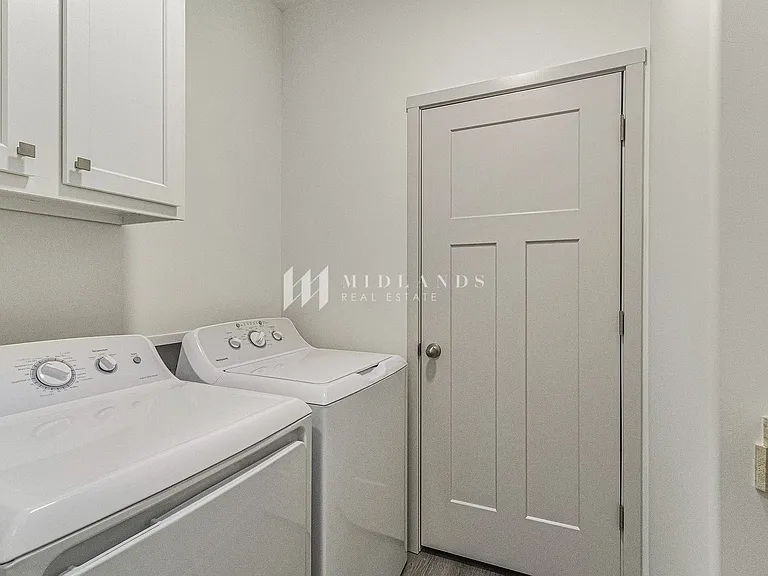 12314 N 149th Cir — Photo 13