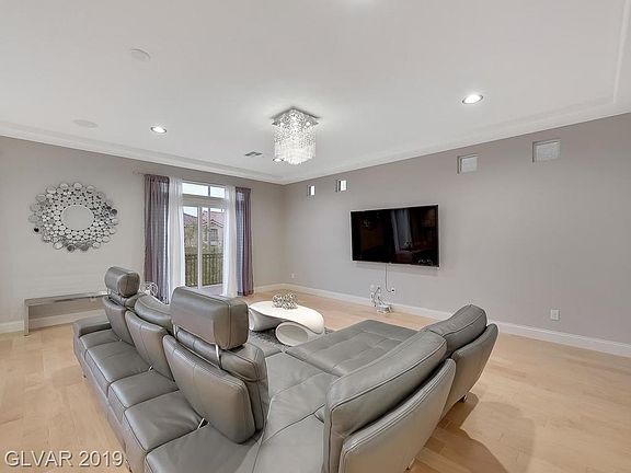 5th image of 9733 Fox Estate St