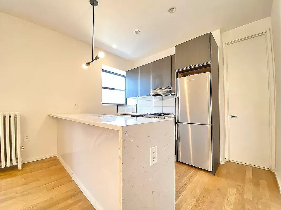 1st image of 29 Brooklyn Ave APT 3D