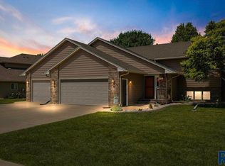 1605 S Aberdeen Ave, Sioux Falls, SD 57106