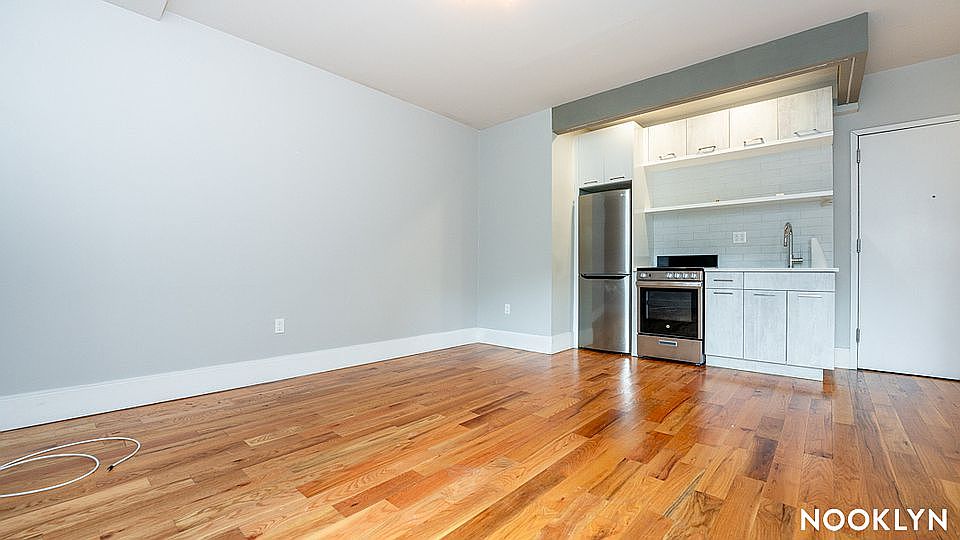1st image of 245 Sullivan Pl #4C