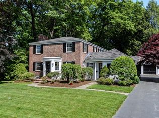 14 Park Ave, Wellesley, MA 02481