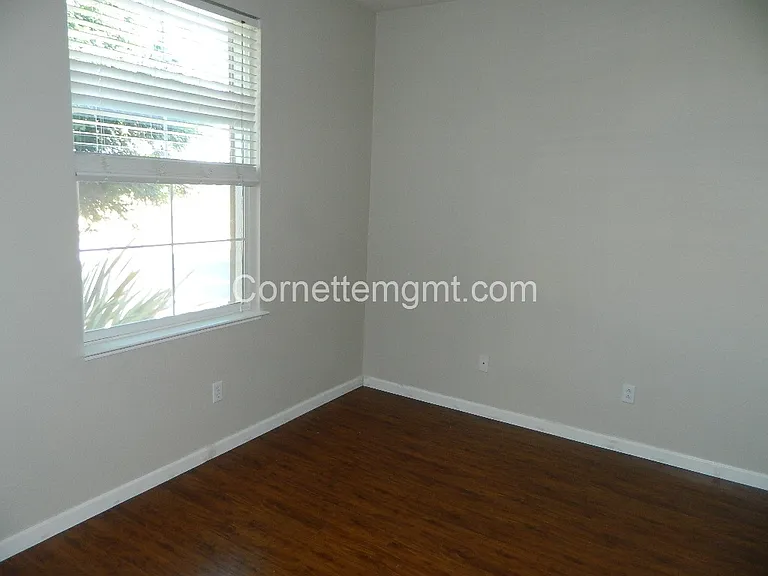 231 Lanfranco Cir — Photo 17