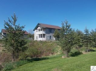 615 15th Ave, Two Harbors, MN 55616