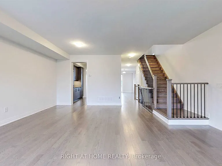 235 Vermont Ave — Photo 7