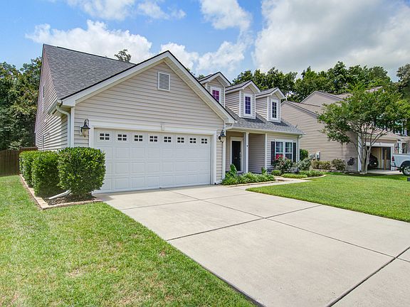 4th image of 514 Mountain Laurel Cir