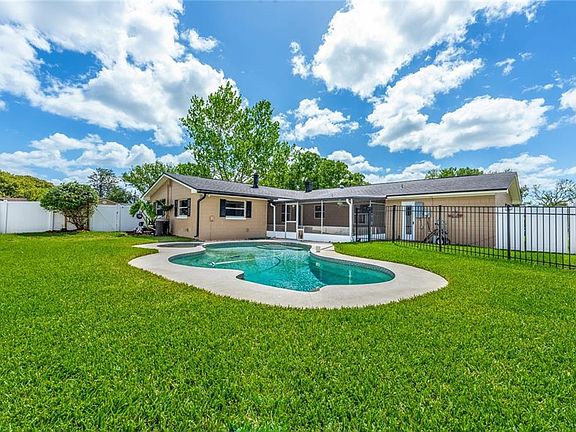 3rd image of 3343 Ellwood Ct