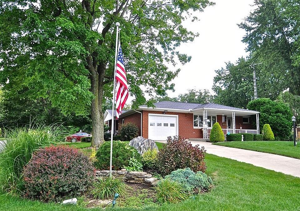 1st image of 200 Glenwood Dr
