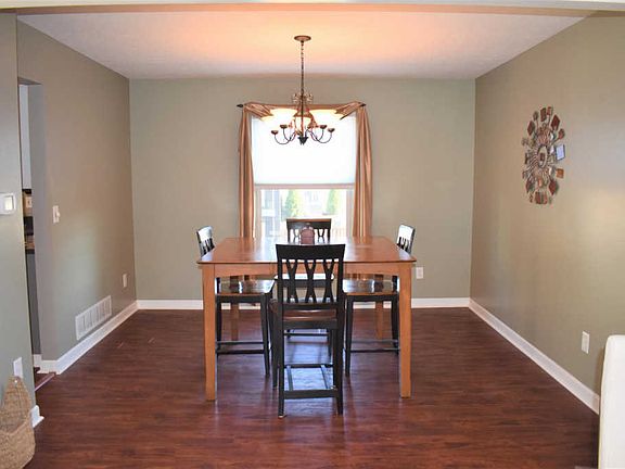 5th image of 4606 Edgarton Dr