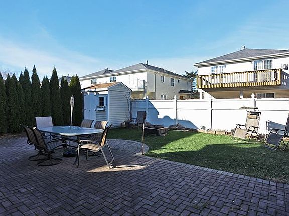 3rd image of 7119 Bergen Ct ## 2