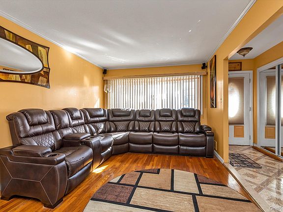 2nd image of 147-08 259th Street