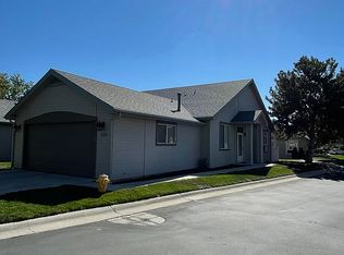 2320 River Oaks Dr, Nampa, ID 83686