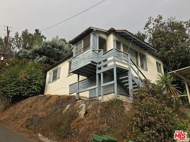 2nd image of 2239 Earl Ct