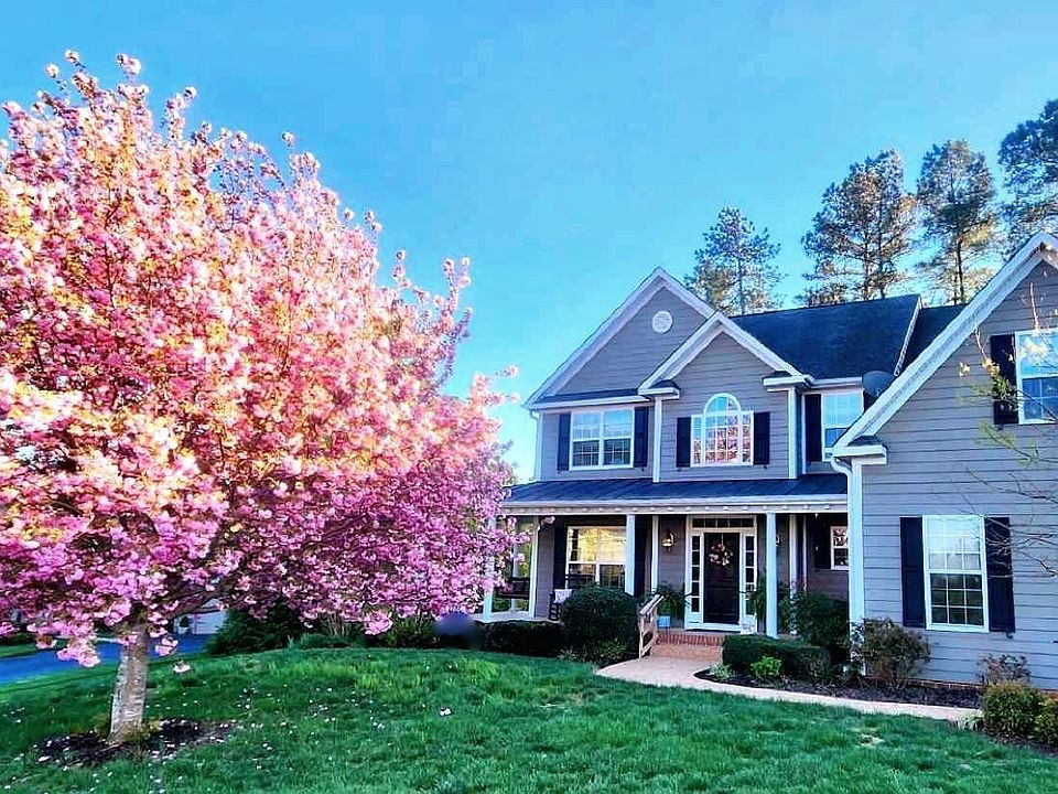 1st image of 2 Forest Ct