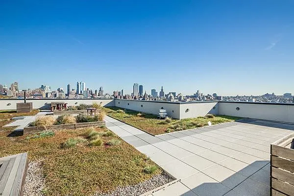 360 Smith St #2H — Photo 8