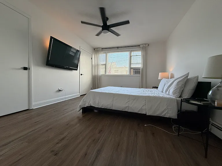 42 Lincoln St #1 — Photo 5