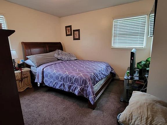 5th image of 55 Wren Ct