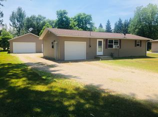 1513 Kaby Ave, Crivitz, WI 54114