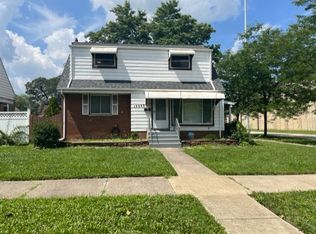 17502 Roy St, Lansing, IL 60438