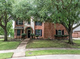 702 Salmon Run Ct, Euless, TX 76039
