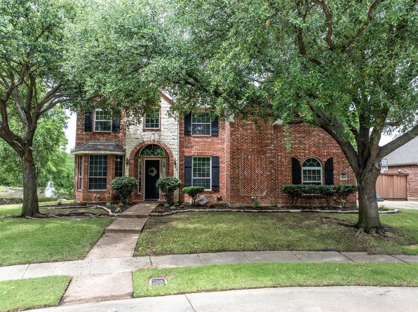 702 Salmon Run Ct, Euless, TX 76039