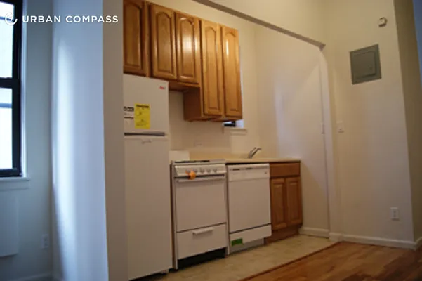 Rented by Compass | media 19