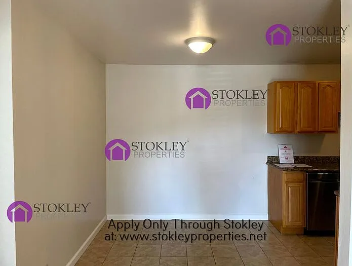 1477 Marchbanks Dr #1 — Photo 11