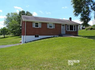 5806 Pifer Dr, Dublin, VA 24084