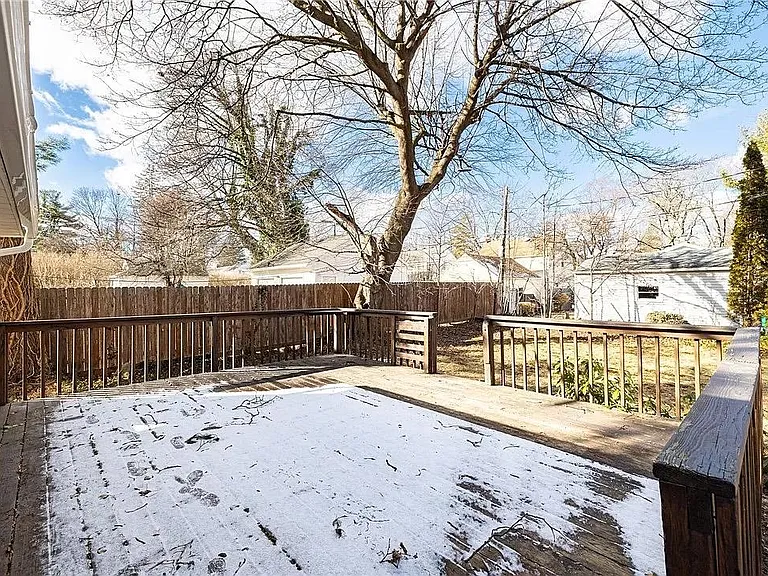 171 Meadow Dr — Photo 16