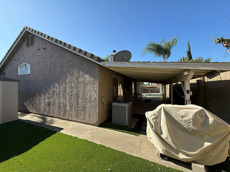 1501 Shiprock Ct — Photo 35