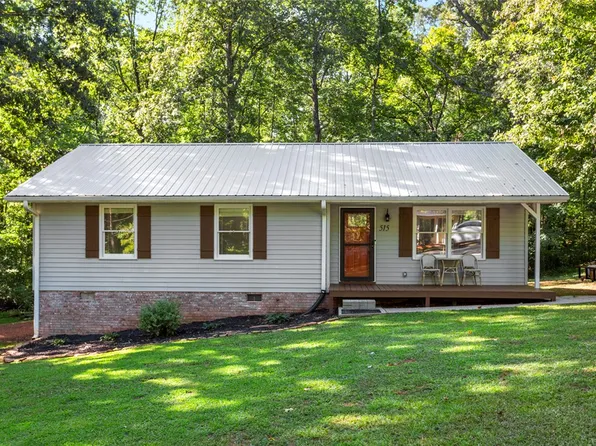 515 Hillside Dr, Walhalla, SC 29691