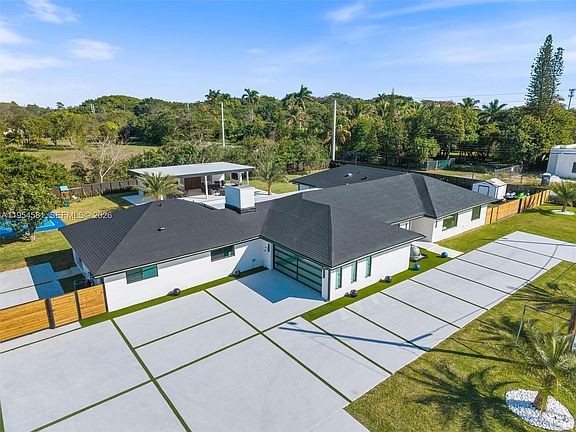 4th image of 12425 SW 226th St