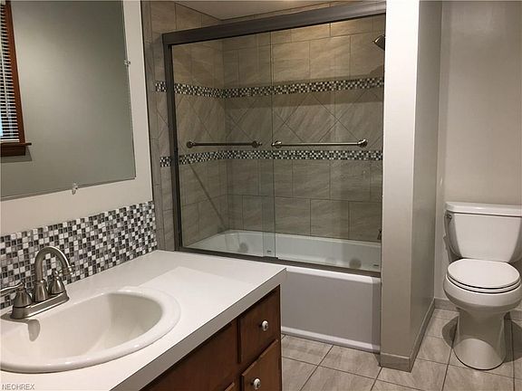 5th image of 7440 Sylvan Dr