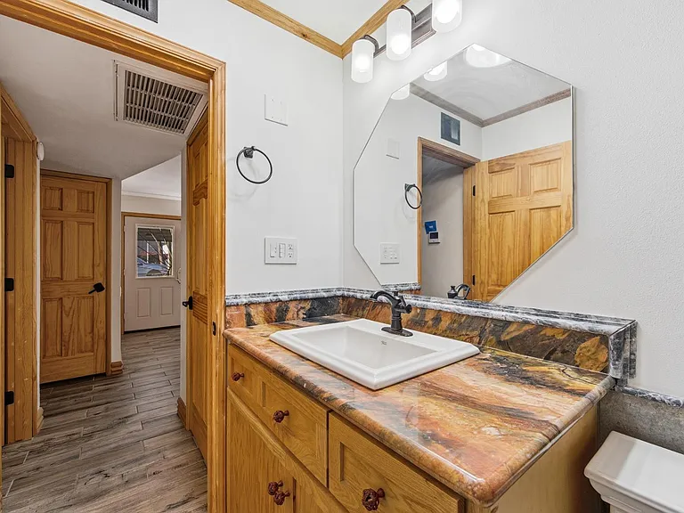 8030 E Oak St — Photo 13