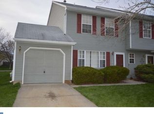 16 Roanoke Ct, Bordentown, NJ 08505