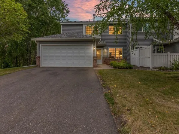 2024 Gresham Ave N, Oakdale, MN 55128