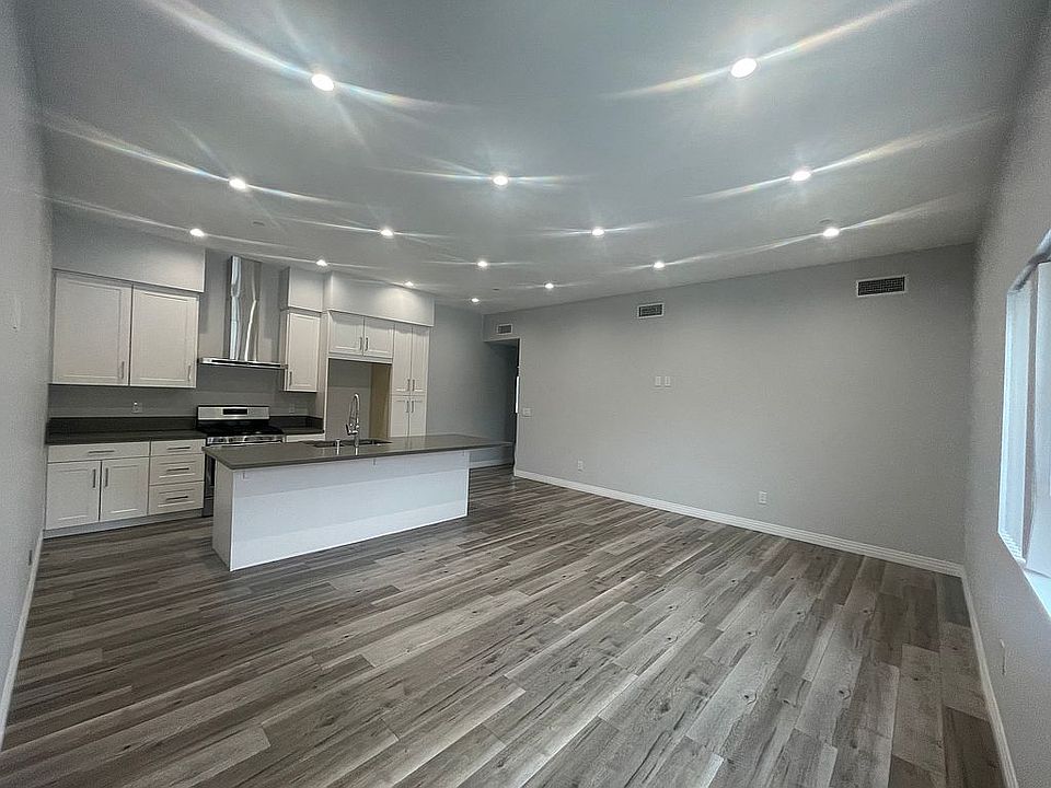 1st image of 10221 McClemont Ave #2