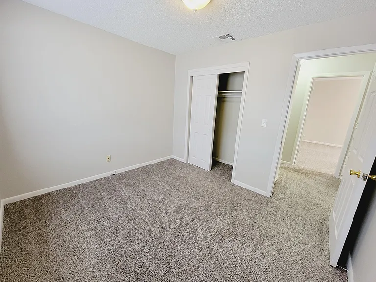 1744 S Lark Ln — Photo 19