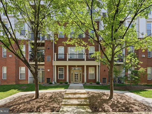 11506 Sperrin Cir #77, Fairfax, VA 22030