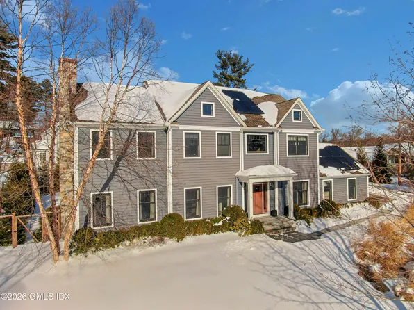 9 Benders Dr, Greenwich, CT 06831