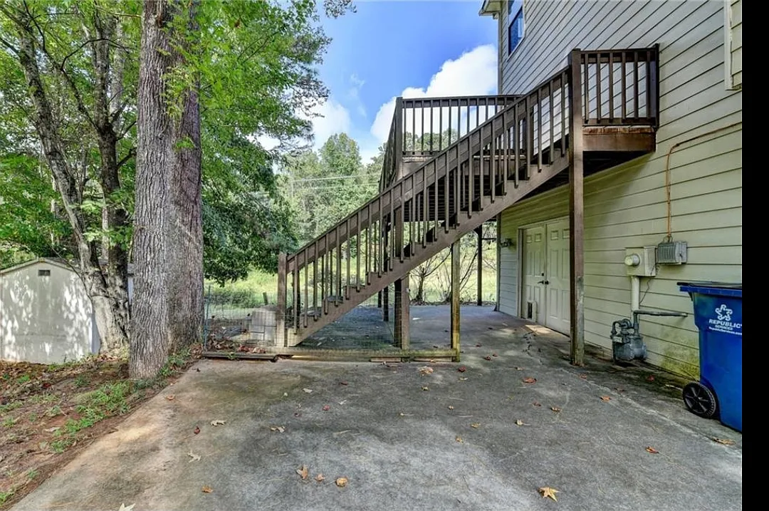 Building Photo - 3250 Governors Ct