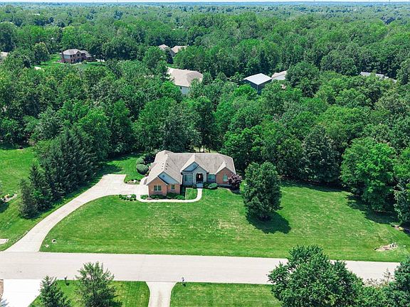 4th image of 5905 Chancellor Ln