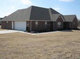 3979 Ridge Rd, Ardmore, OK 73401