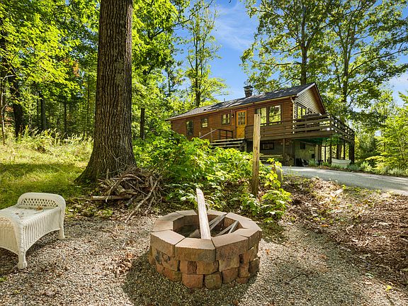 3rd image of 254 Orrills Hill Road
