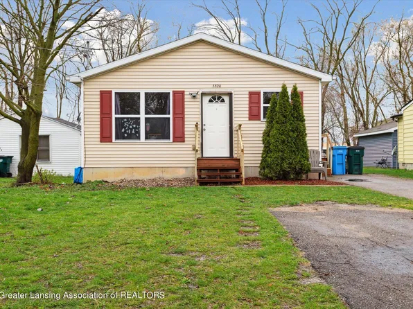 3520 Burchfield Dr, Lansing, MI 48910