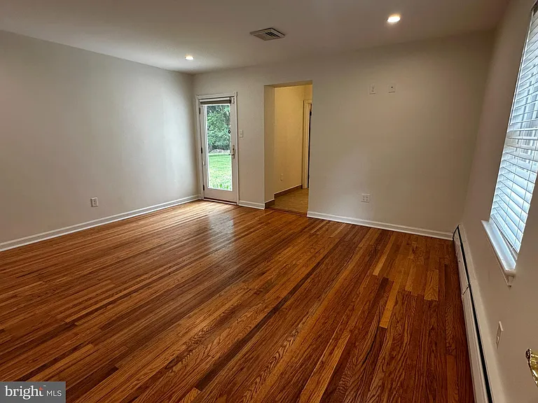 4 Smedley Dr — Photo 29