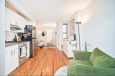 Rented by Living New York